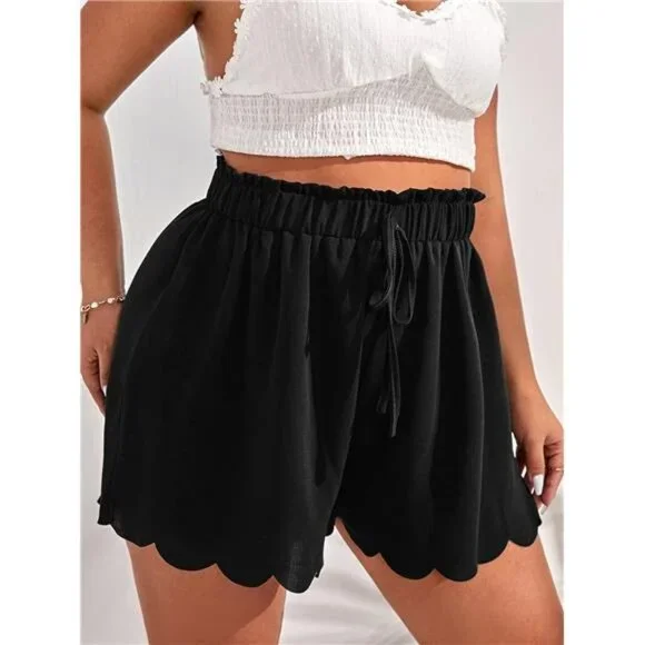 MakeMeChic Women's Plus Size Elastic Waist Scallop Trim Flowy Wide Leg Shorts - Picture 4 of 6